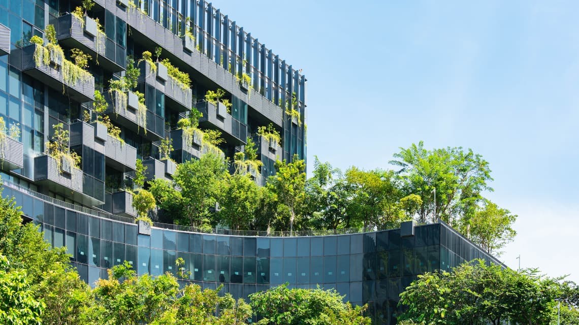 How to become an expert at hotel development - Glion